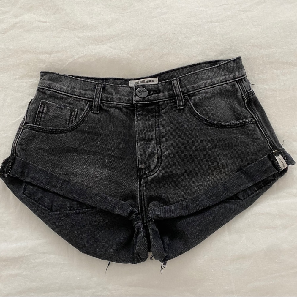 One teaspoon bandit black shorts size 24
